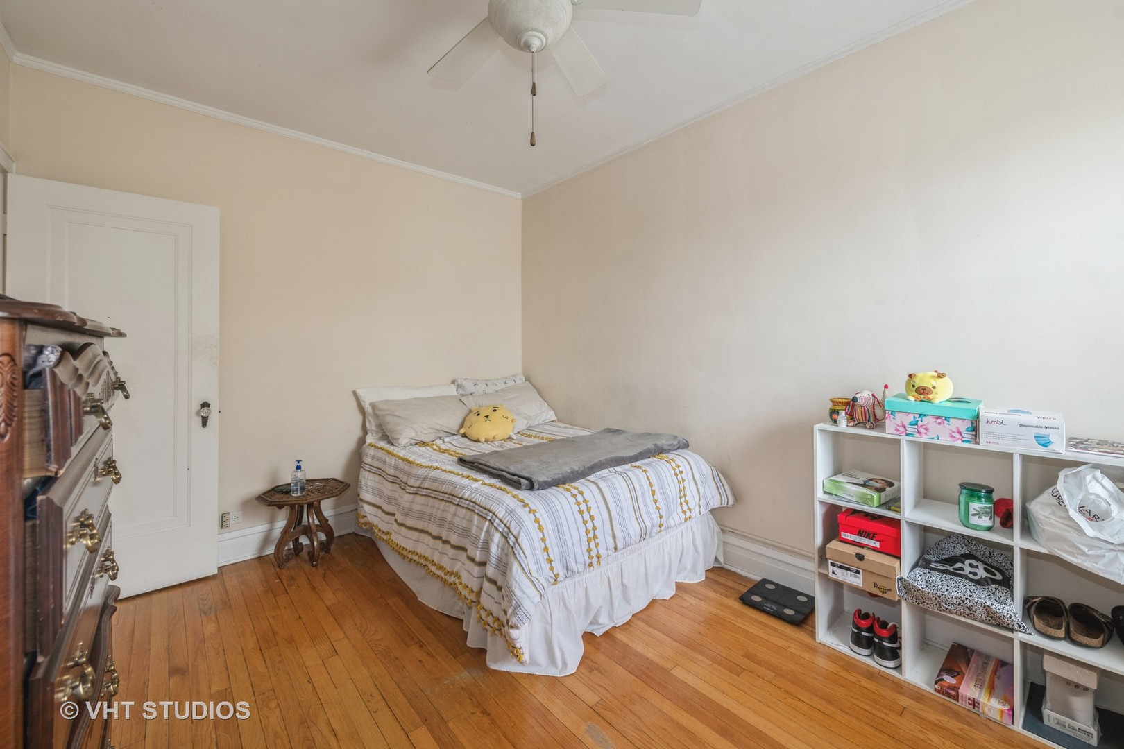 4359 West George Street, Unit 2 Chicago, IL 60641 - Photo 5 of 10