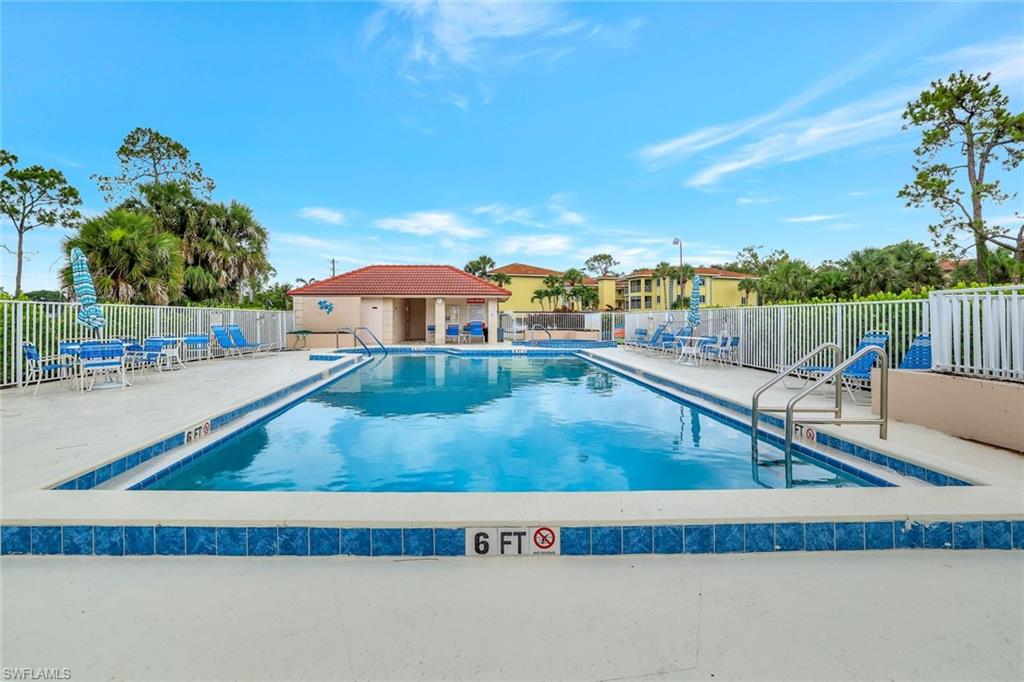 1051 Foxfire Lane, Unit 309 Naples, FL 34104 - Photo 20 of 34