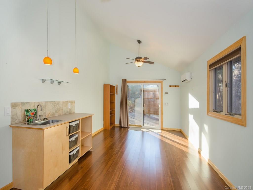 37 Hampden Road Asheville, NC 28805 - Photo 14 of 23 Gallery Image 14
