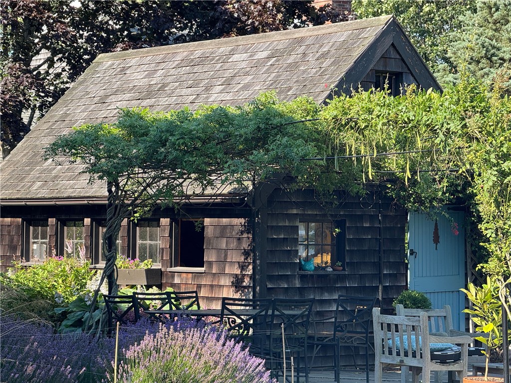 68 Sachuest Way Middletown, RI 02842 - Photo 28 of 30