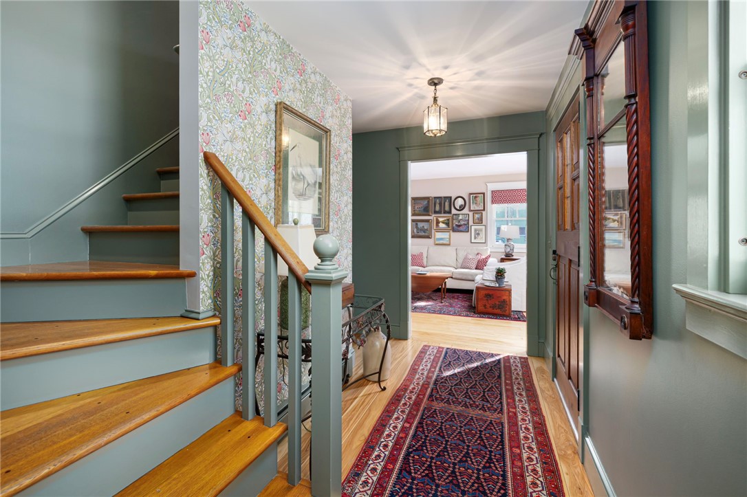 68 Sachuest Way Middletown, RI 02842 - Photo 3 of 30