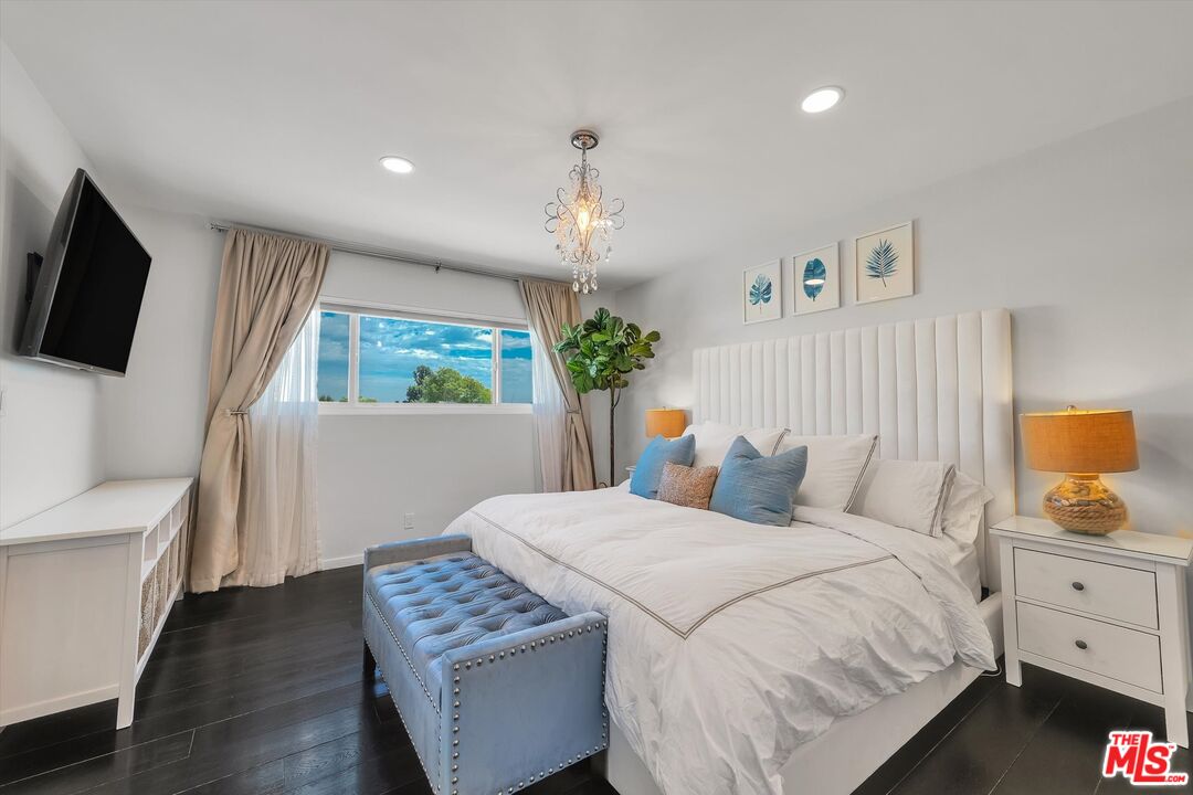 7949 Selma Avenue, Unit 21 Los Angeles, CA 90046 - Photo 11 of 24