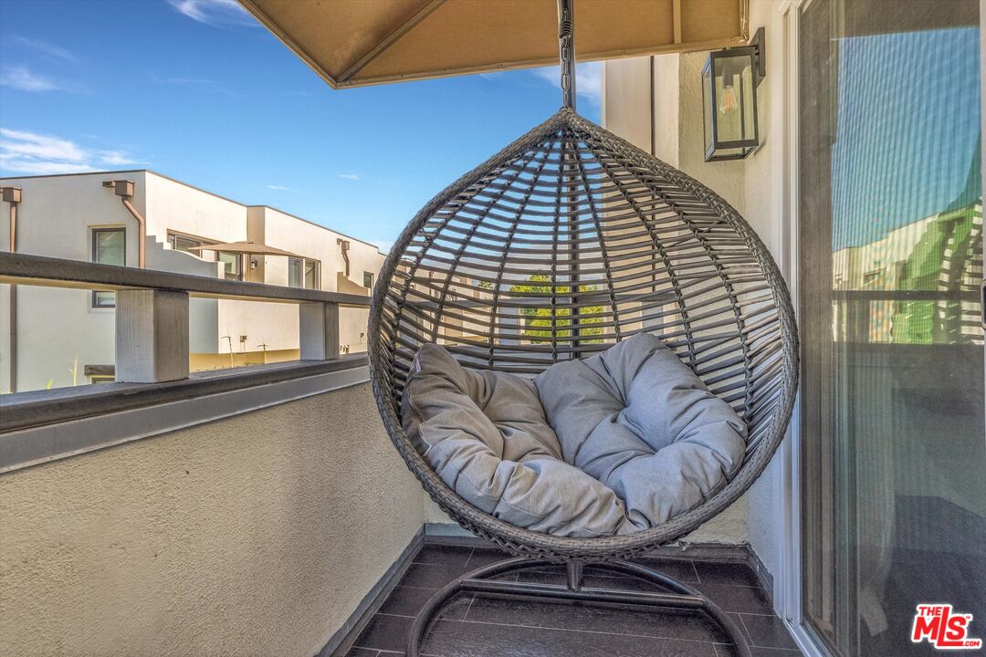 7949 Selma Avenue, Unit 21 Los Angeles, CA 90046 - Photo 21 of 24