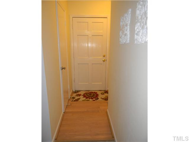 6365 New Market Way Raleigh, NC 27615 - Photo 3 of 20 Foyer