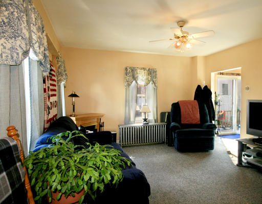 23 Harding Terrace Dedham, MA 02026 - Photo 4 of 5 Gallery Image 4
