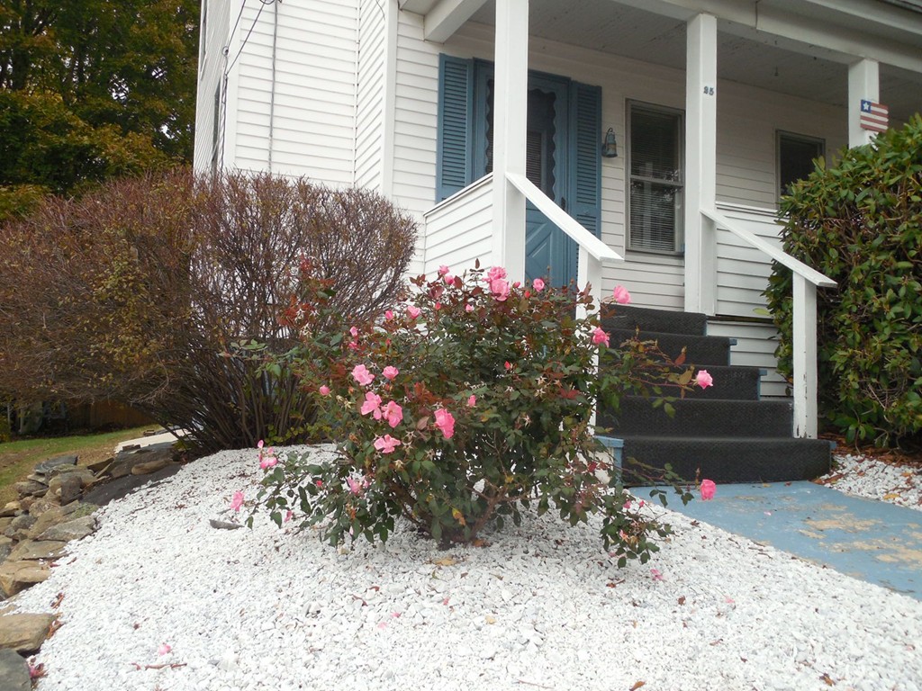 25 Walnut Street Ware, MA 01082 - Photo 4 of 29 Gallery Image 4