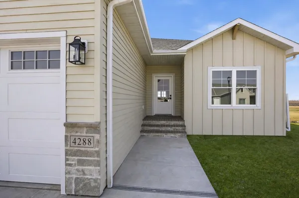 $774,900 | 4288 Pine Parkway South, Fargo, ND 58104