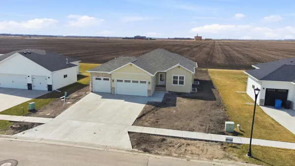 $774,900 | 4288 Pine Parkway South, Fargo, ND 58104