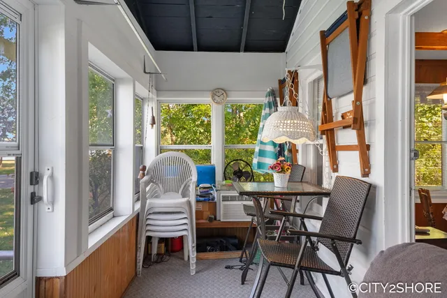 $599,900 | 5964 122nd Avenue, Fennville, MI 49408