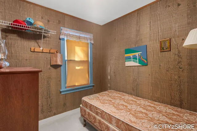 $599,900 | 5964 122nd Avenue, Fennville, MI 49408