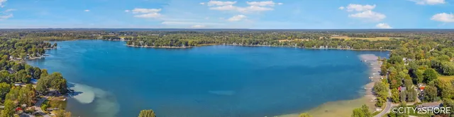 $599,900 | 5964 122nd Avenue, Fennville, MI 49408