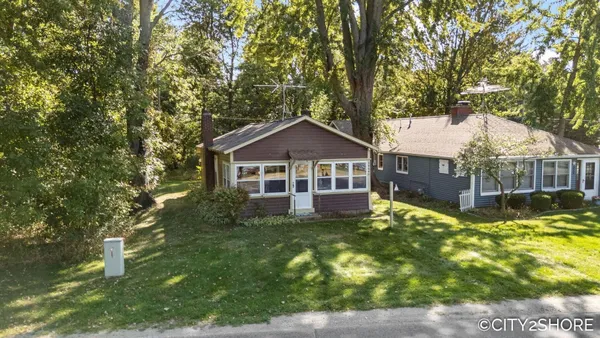 $599,900 | 5964 122nd Avenue, Fennville, MI 49408