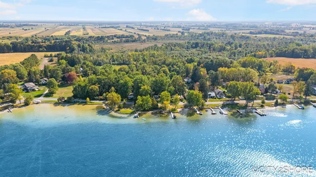 $599,900 | 5964 122nd Avenue, Fennville, MI 49408