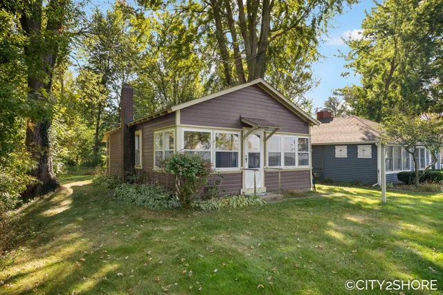 $599,900 | 5964 122nd Avenue, Fennville, MI 49408