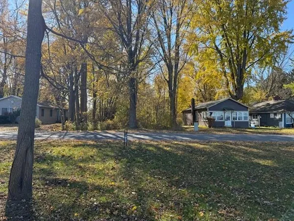 $599,900 | 5964 122nd Avenue, Fennville, MI 49408
