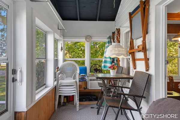$599,900 | 5964 122nd Avenue, Fennville, MI 49408