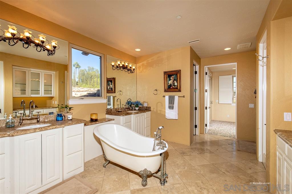 4567 Sleeping Indian Road Fallbrook, CA 92028 - Photo 12 of 25