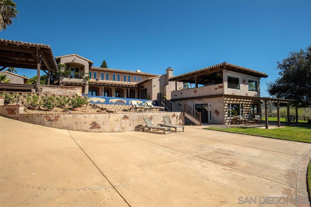 4567 Sleeping Indian Road Fallbrook, CA 92028 - Photo 17 of 25