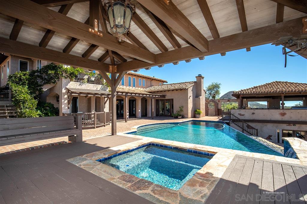 4567 Sleeping Indian Road Fallbrook, CA 92028 - Photo 18 of 25