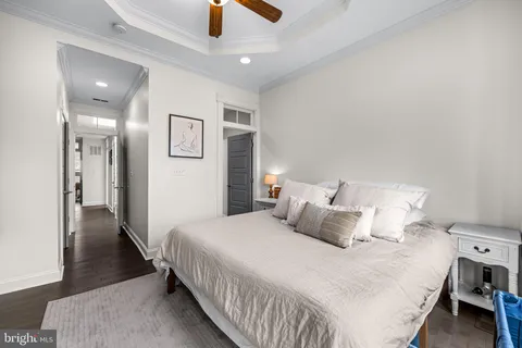 $499,999 | 731 South Linwood Avenue, Baltimore, MD 21224