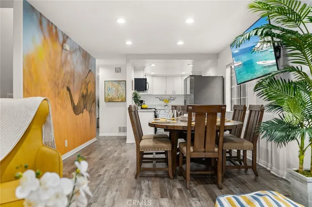 $950,000 | 7516 Avalon Boulevard, Los Angeles, CA 90003