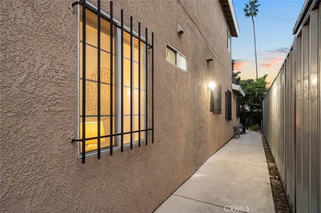 $925,000 | 7516 Avalon Boulevard, Los Angeles, CA 90003