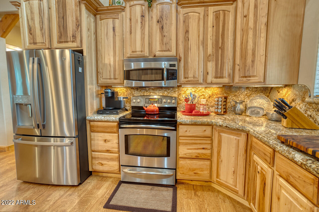 4550 West Hawthorn Road Show Low, AZ 85901 - Photo 12 of 32 13