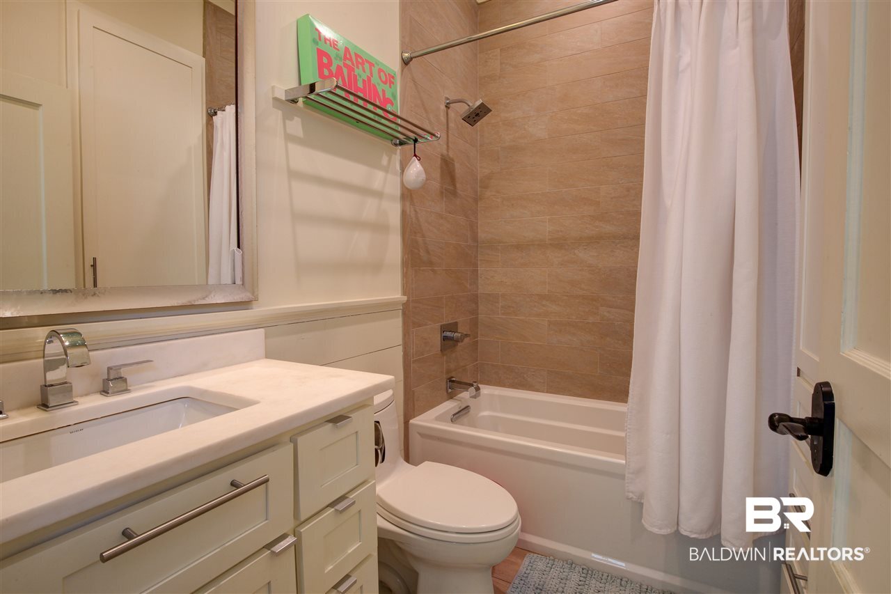 44 Honeysuckle Lane Fairhope, AL 36532 - Photo 25 of 42 bathroom 2