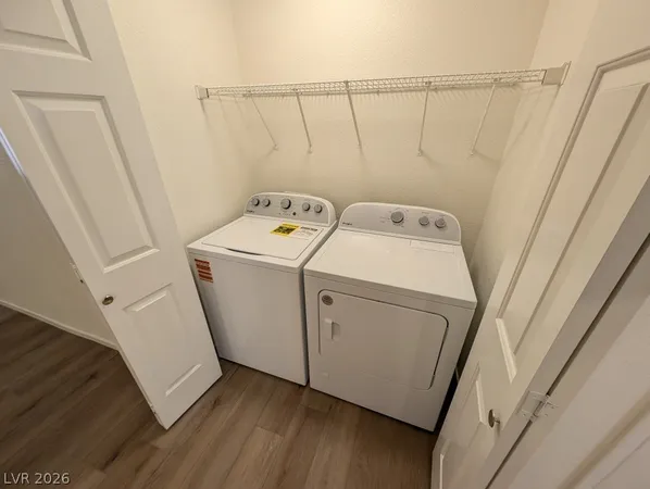 $2,000 | 5117 Kingsbridge, Las Vegas, NV 89130