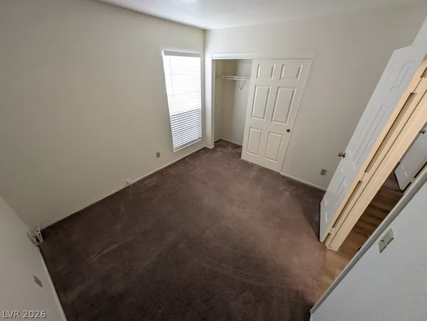 $2,000 | 5117 Kingsbridge, Las Vegas, NV 89130