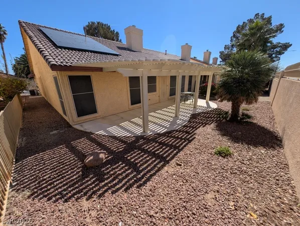 $2,000 | 5117 Kingsbridge, Las Vegas, NV 89130