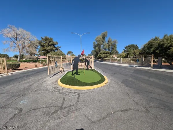 $2,000 | 5117 Kingsbridge, Las Vegas, NV 89130