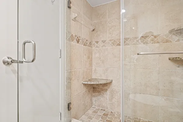 $600,000 | 100 Gulf Shore Drive, Unit 202, Destin, FL 32541