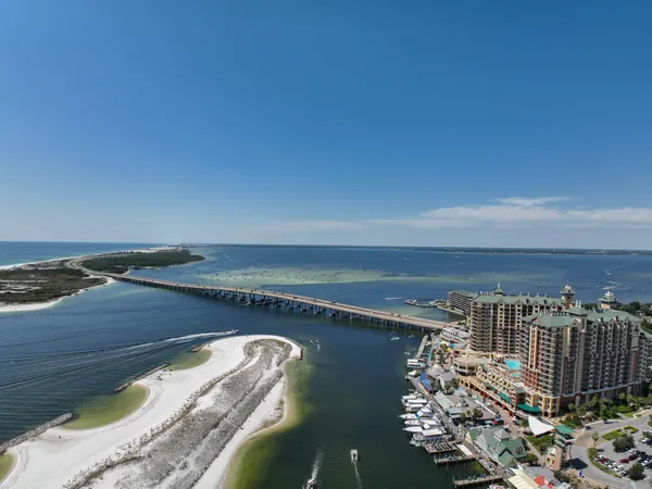 $600,000 | 100 Gulf Shore Drive, Unit 202, Destin, FL 32541