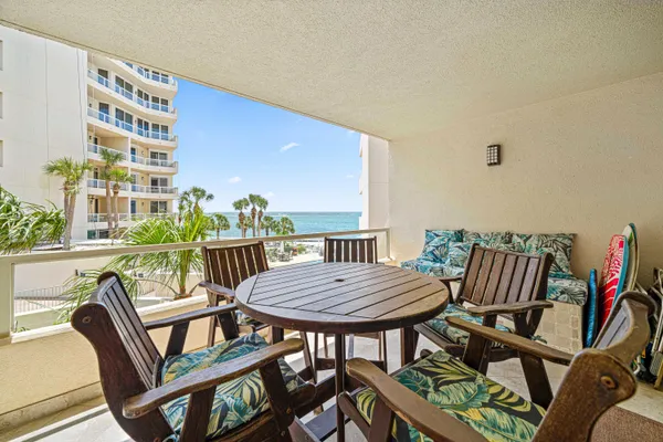 $600,000 | 100 Gulf Shore Drive, Unit 202, Destin, FL 32541