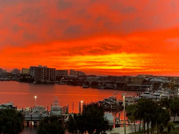 $600,000 | 100 Gulf Shore Drive, Unit 202, Destin, FL 32541