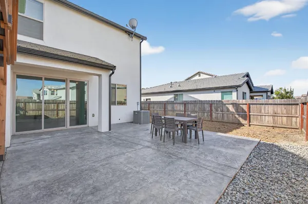 $725,000 | 2997 Trenton Avenue, Clovis, CA 93619