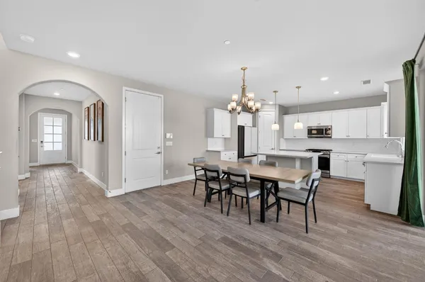 $725,000 | 2997 Trenton Avenue, Clovis, CA 93619