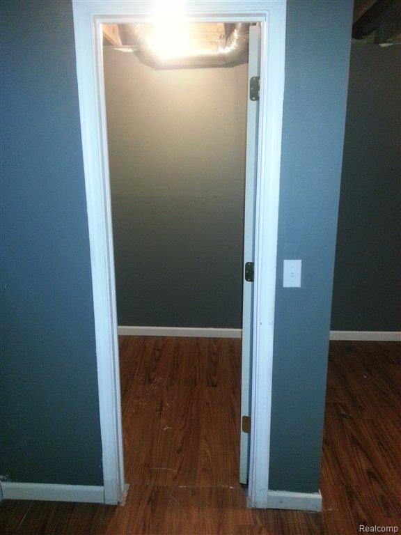 567 South Livernois Road Rochester, MI 48307 - Photo 21 of 24 20130209_180600.jpg