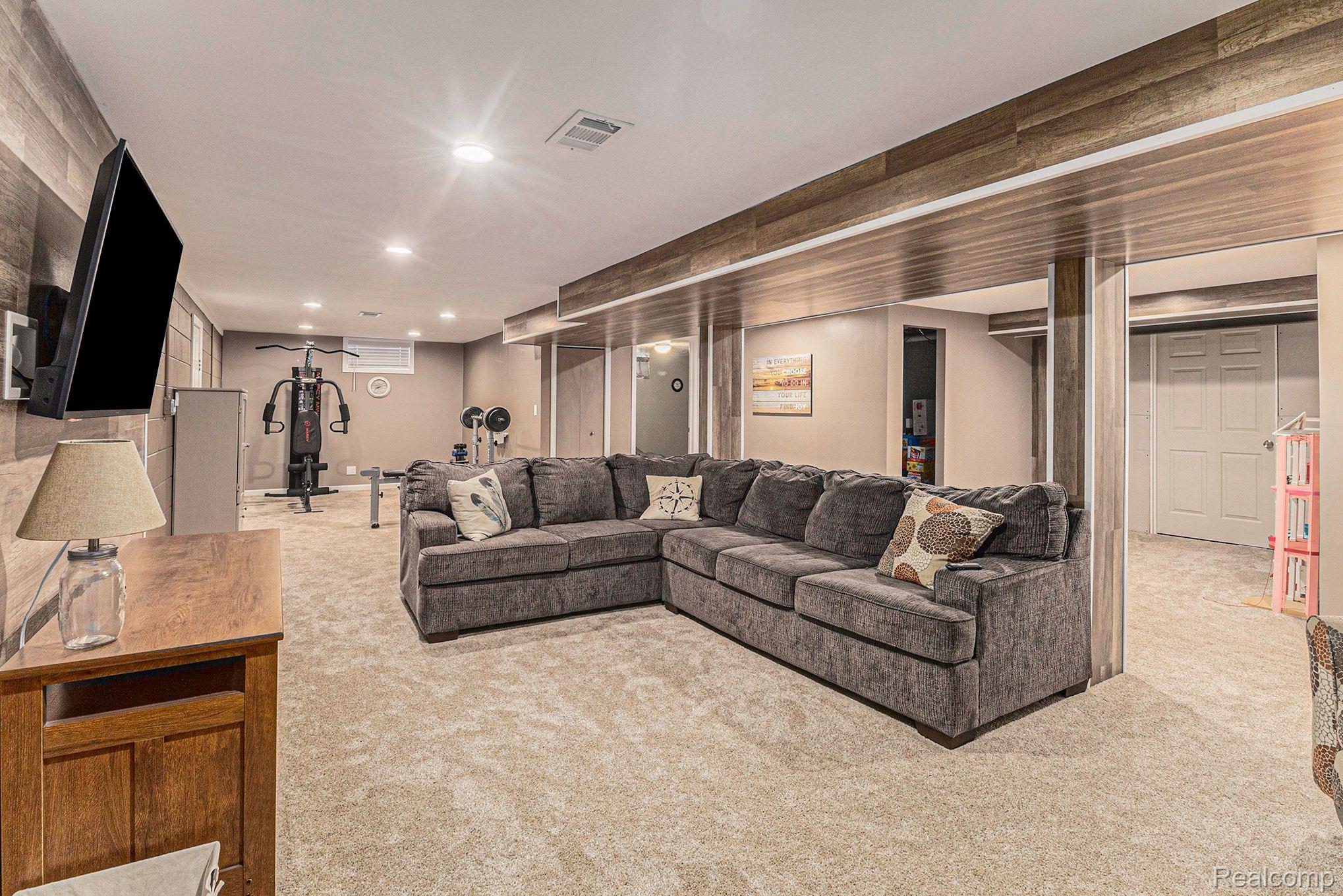 6551 West Rolston Road Linden, MI 48451 - Photo 24 of 38 Gallery Image 24