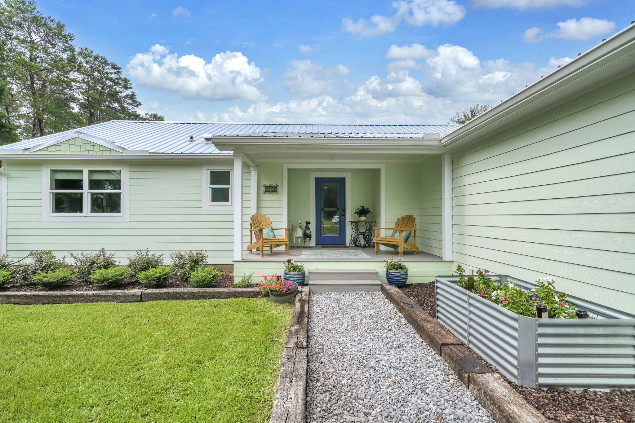819 Woodlawn Road Freeport, FL 32439 - Photo 10 of 66 2-web-or-mls-DSC06690_1