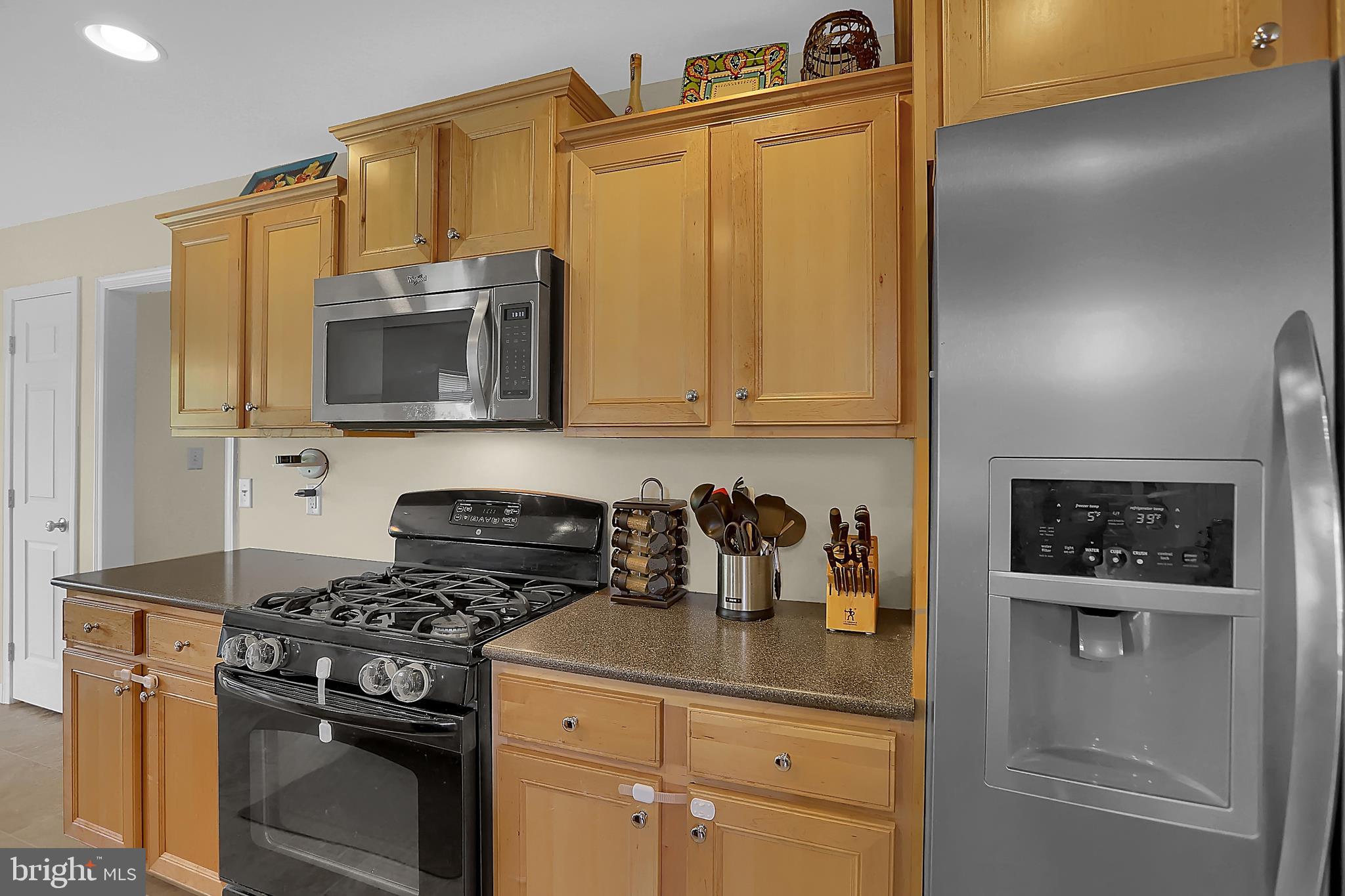 542 Princeton Road Harrisburg, PA 17111 - Photo 12 of 35 All Appliances Included