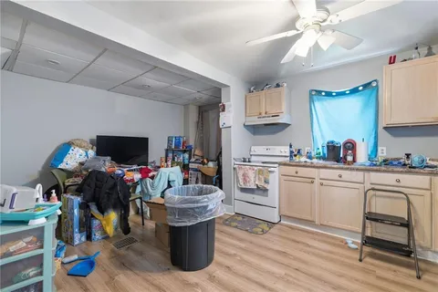 $274,999 | 319-321 East Agnew Avenue, Carrick, PA 15210