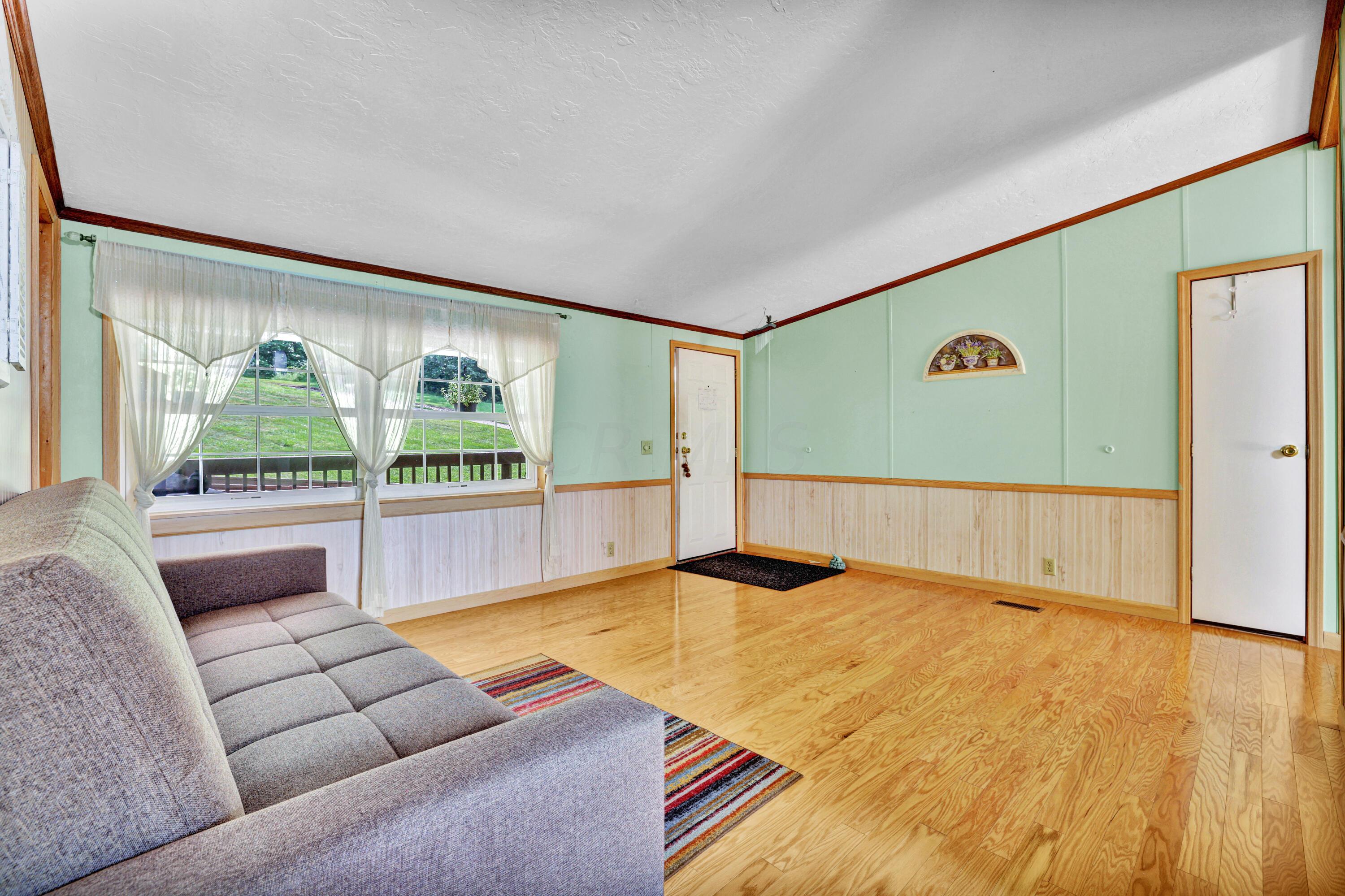 7018 Cooks Hill Road Newark, OH 43056 - Photo 15 of 76 Gallery Image 15