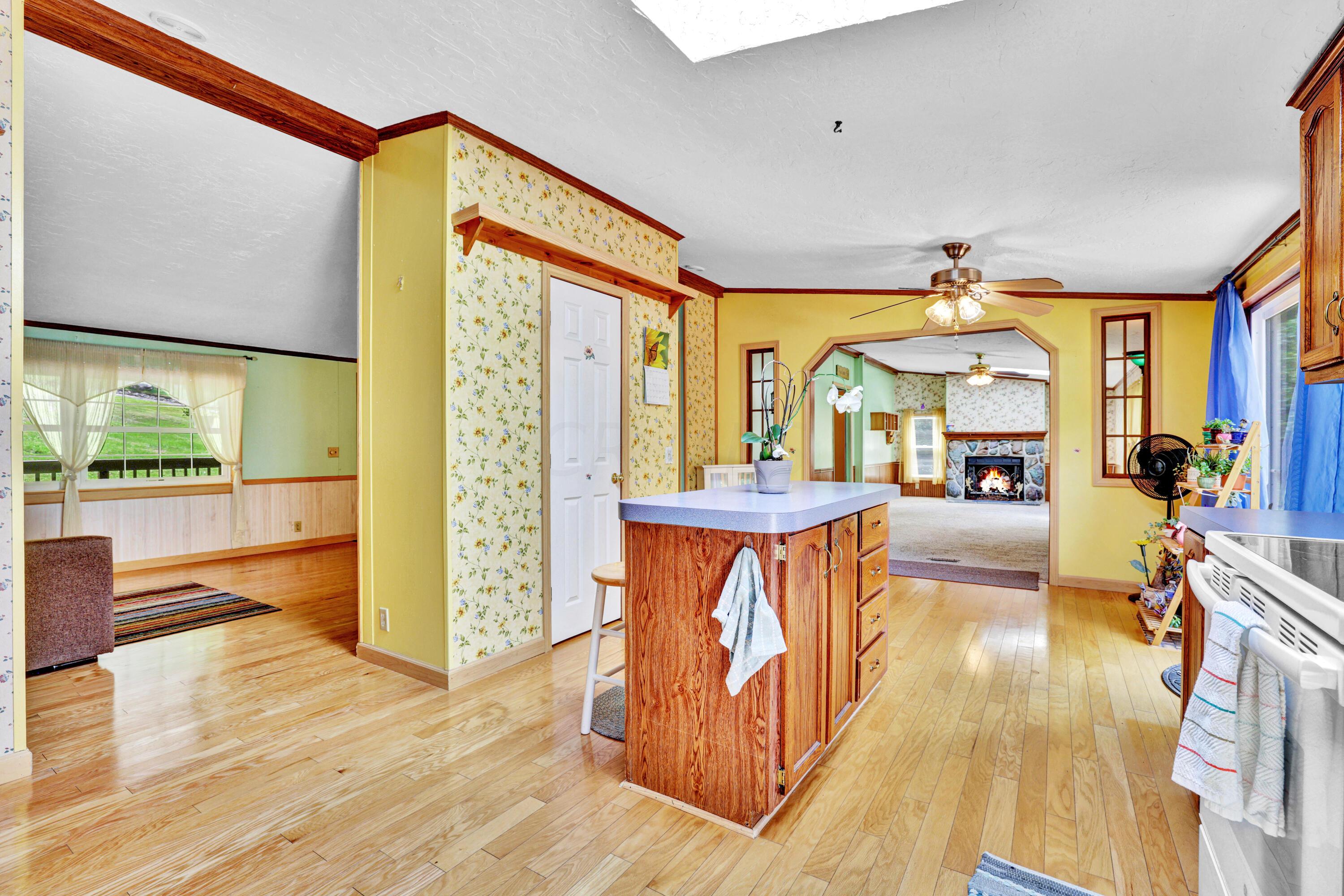 7018 Cooks Hill Road Newark, OH 43056 - Photo 21 of 76 Gallery Image 21