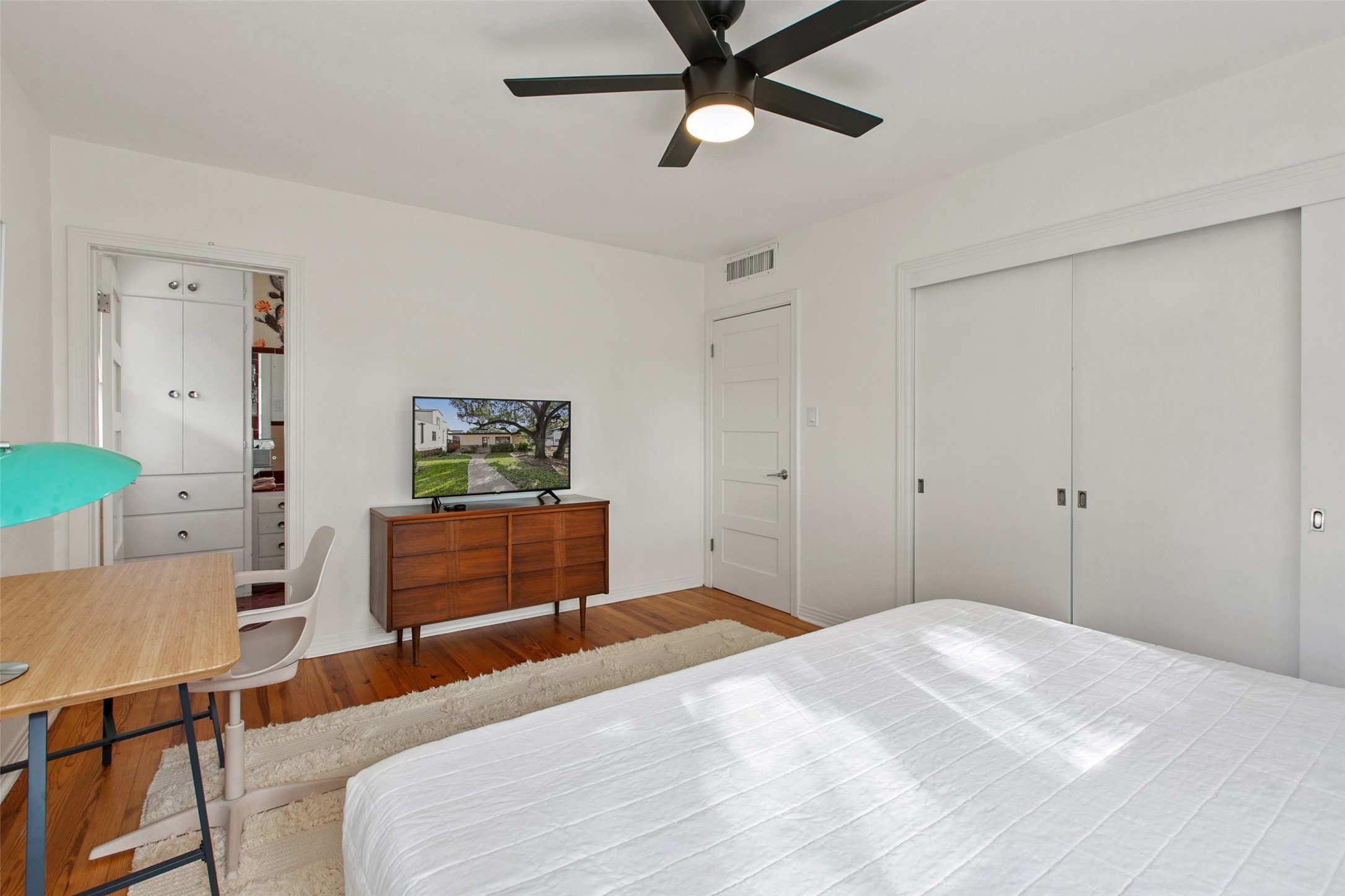1511 Chelsea Lane Austin, TX 78704 - Photo 17 of 37