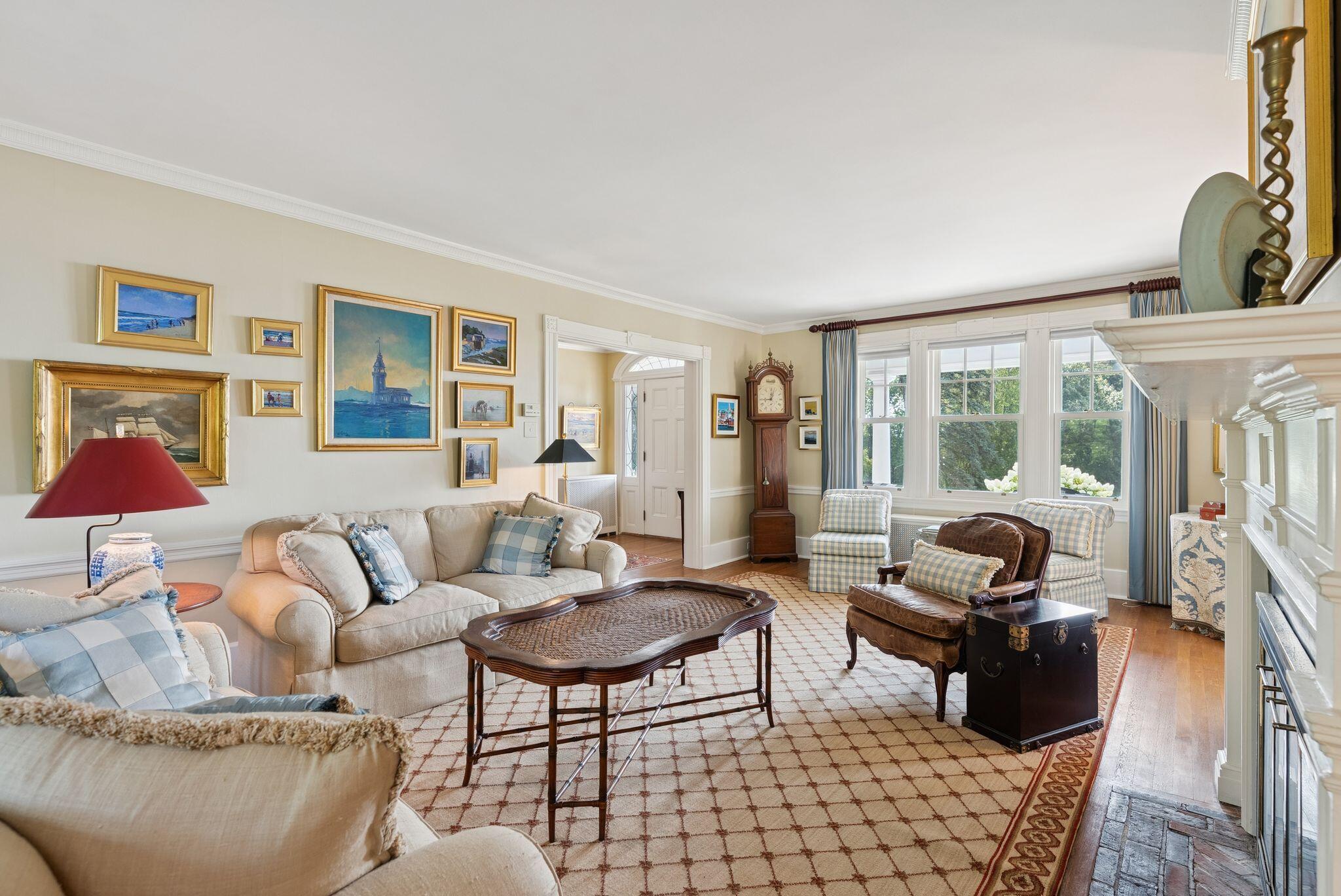 231 Foreside Road Falmouth, ME 04105 - Photo 7 of 48 DSC09571