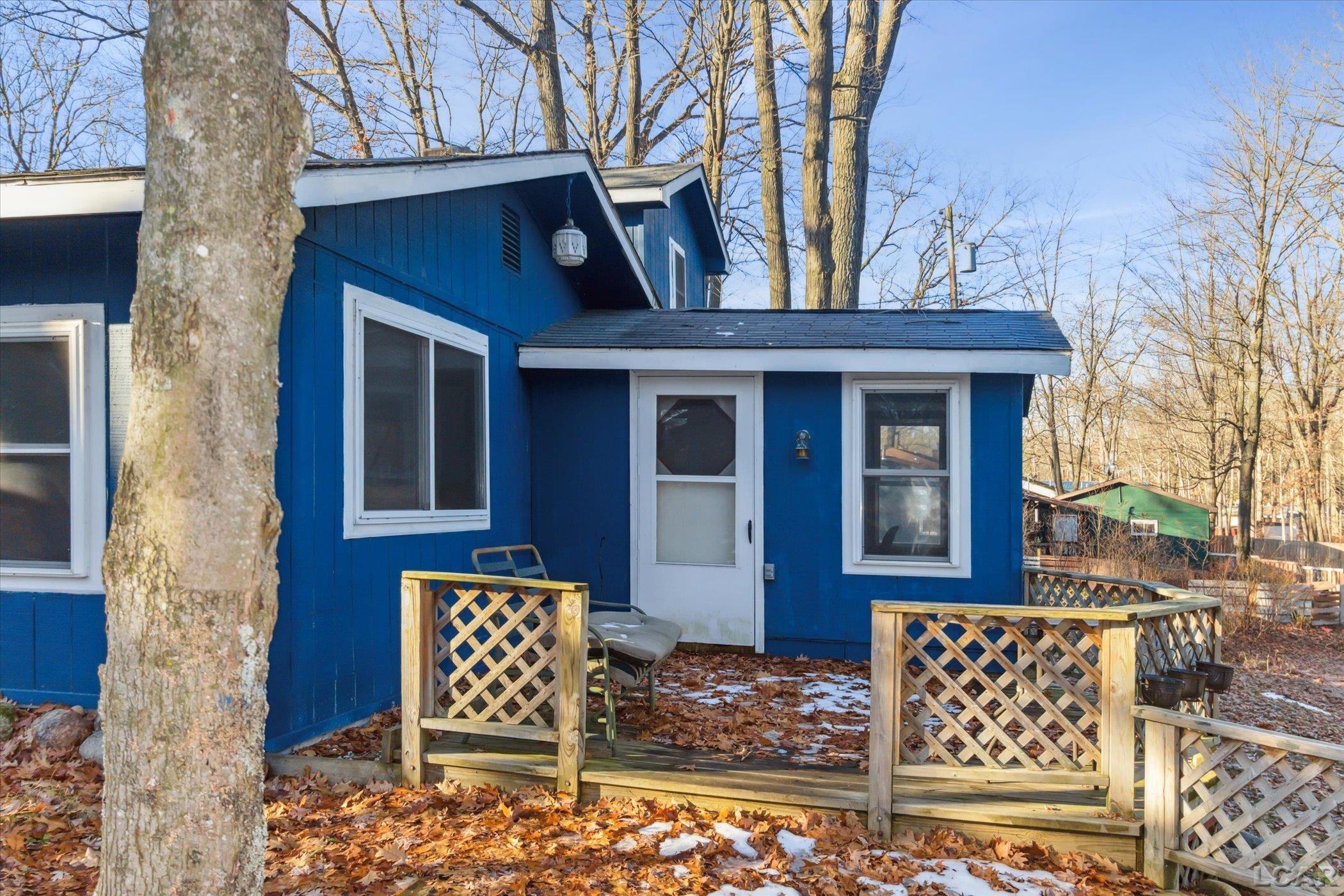 2106 Jefferson Road Harrison, MI 48625 - Photo 5 of 34