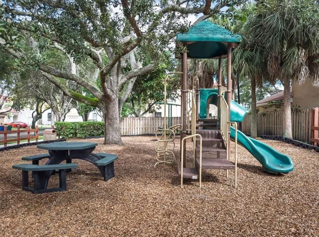 $339,999 | 956 Mockingbird Lane, Plantation, FL 33324
