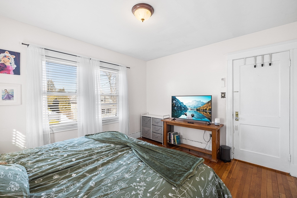 47 Pelican Road Quincy, MA 02169 - Photo 17 of 28 Gallery Image 17
